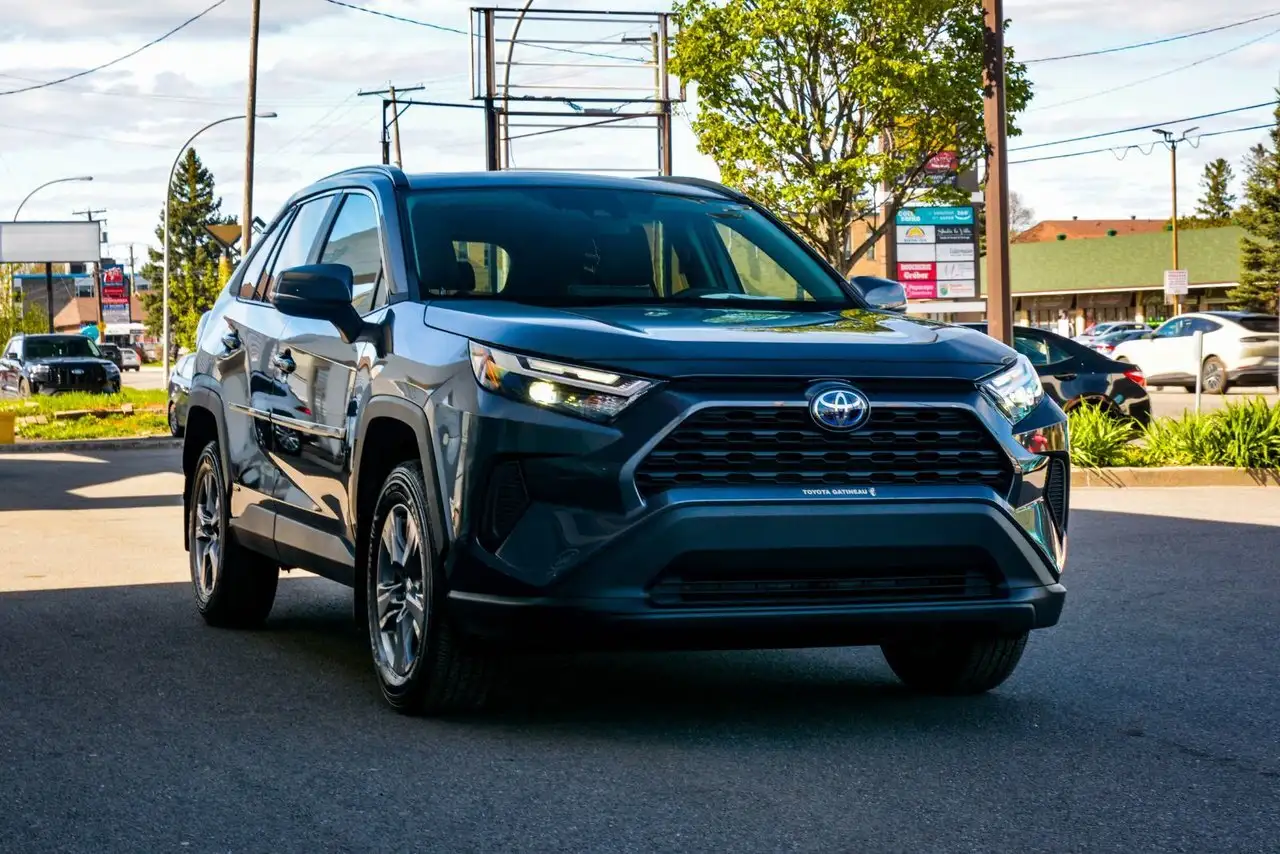 Toyota RAV 4 снимка Toyota RAV 4