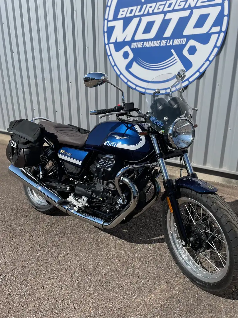 Moto Guzzi V 7 Blauw - 2