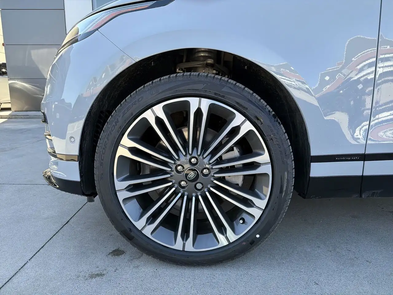 Land Rover Range Rover Velar снимка Land Rover Range Rover Velar
