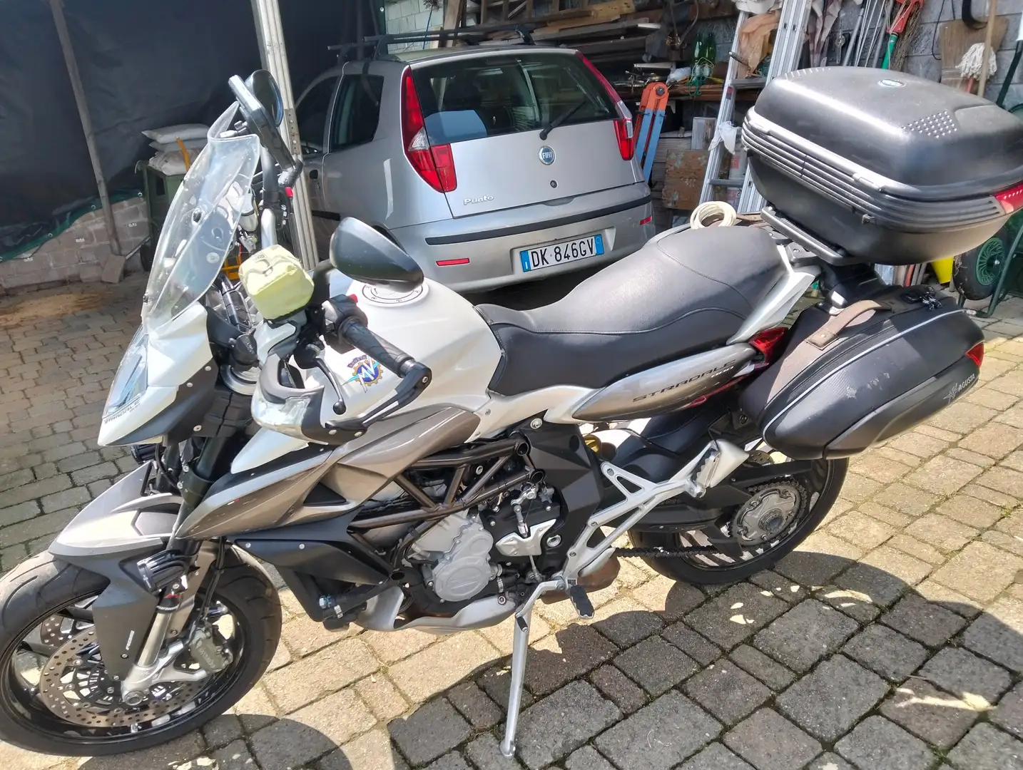 MV Agusta Stradale 800 Wit - 1