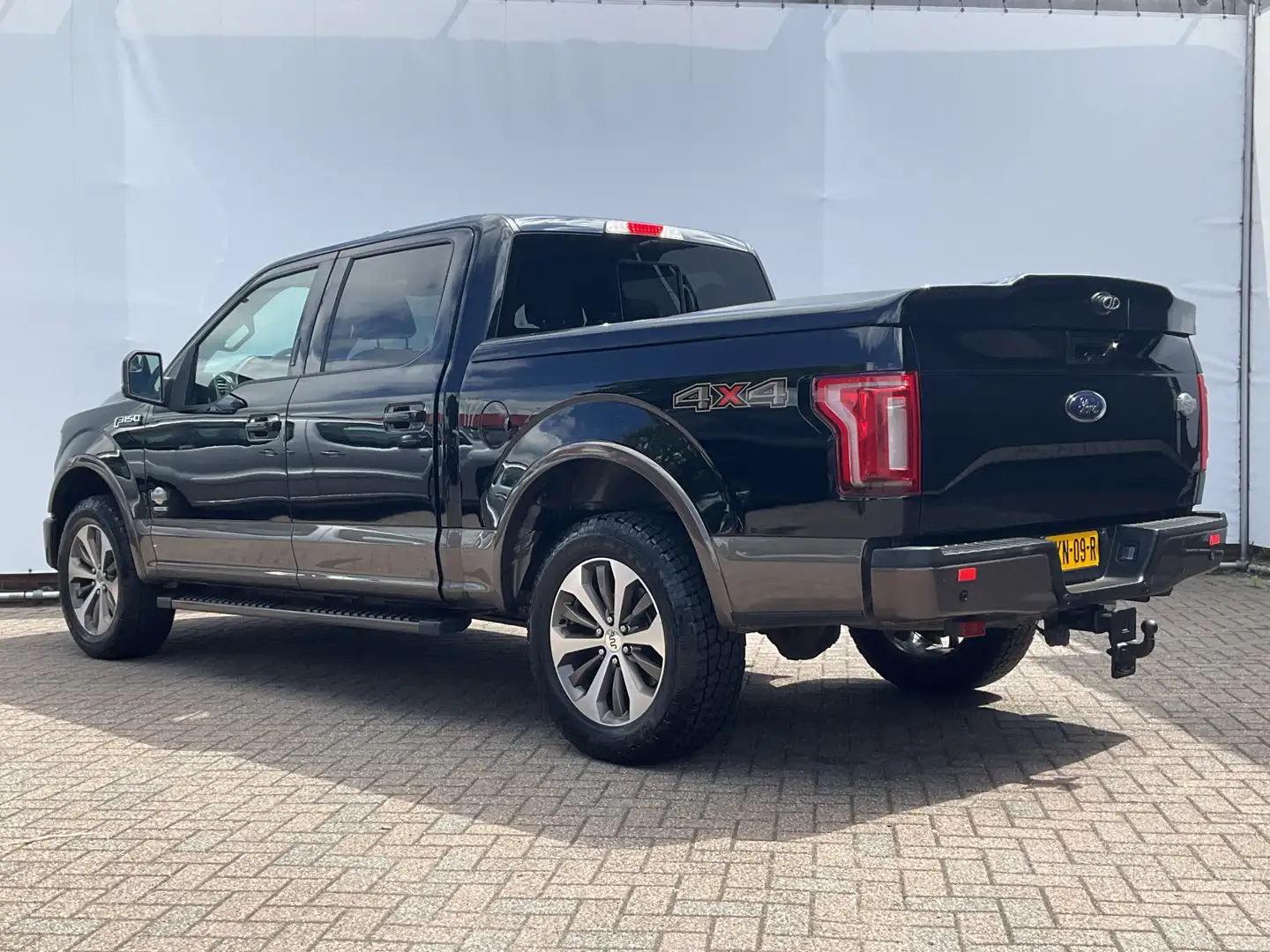 Ford F 150 FORD 3.5 V6 LPG AWD Pano Trekhaak Leder Stoelverw+ Noir - 2
