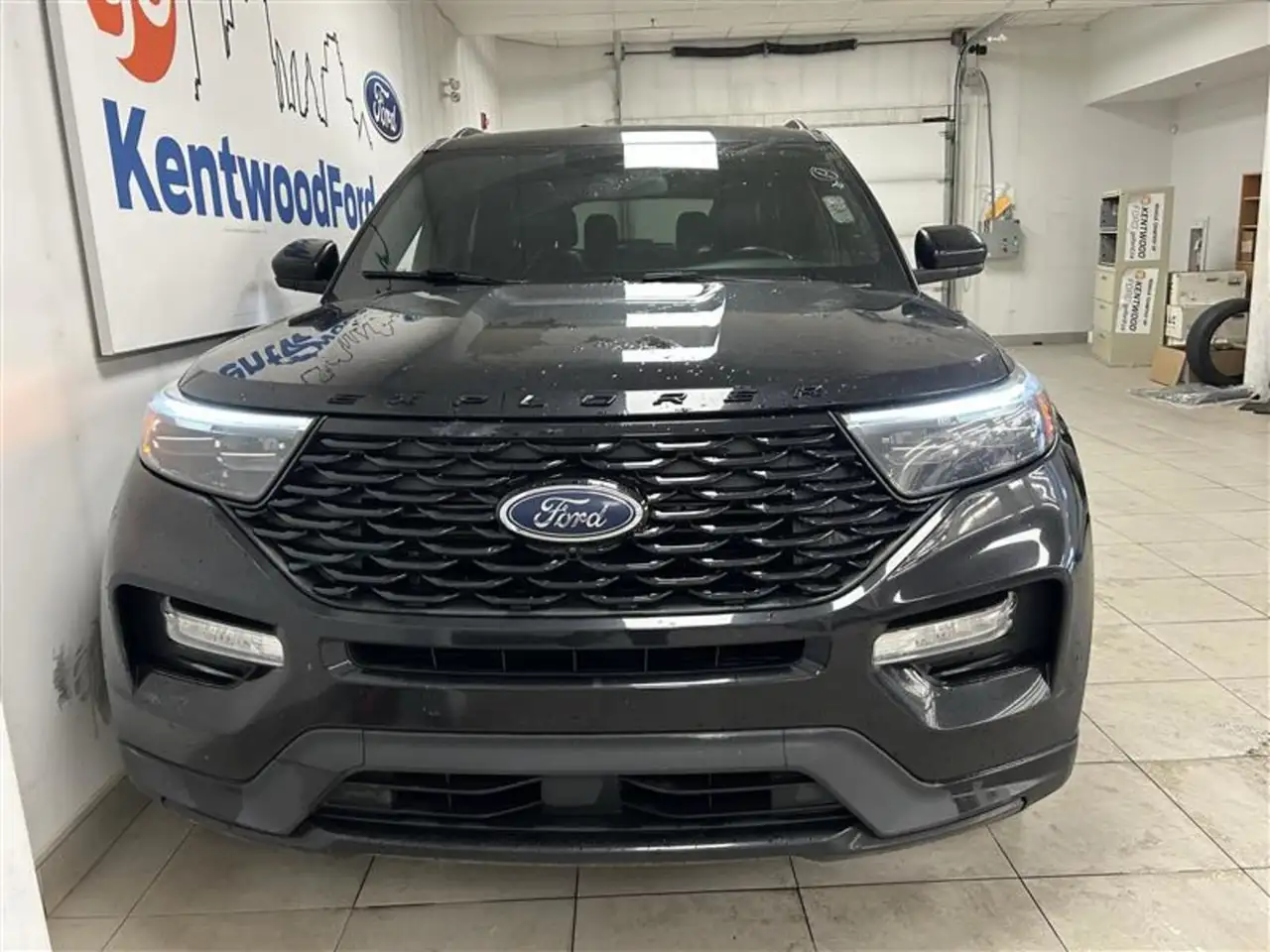 Ford Explorer photo Ford Explorer