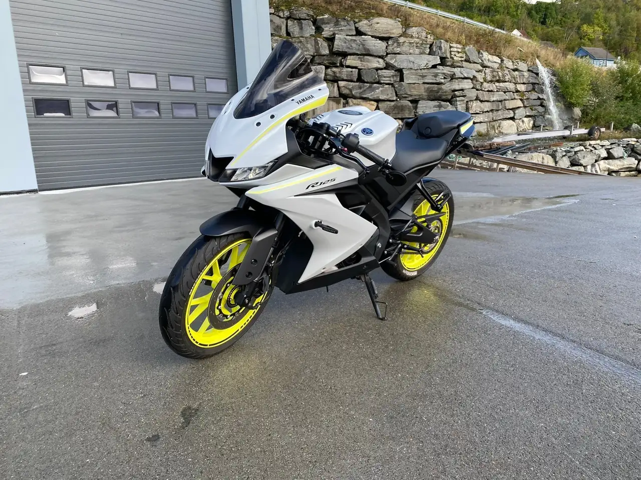 Yamaha YZF-R125