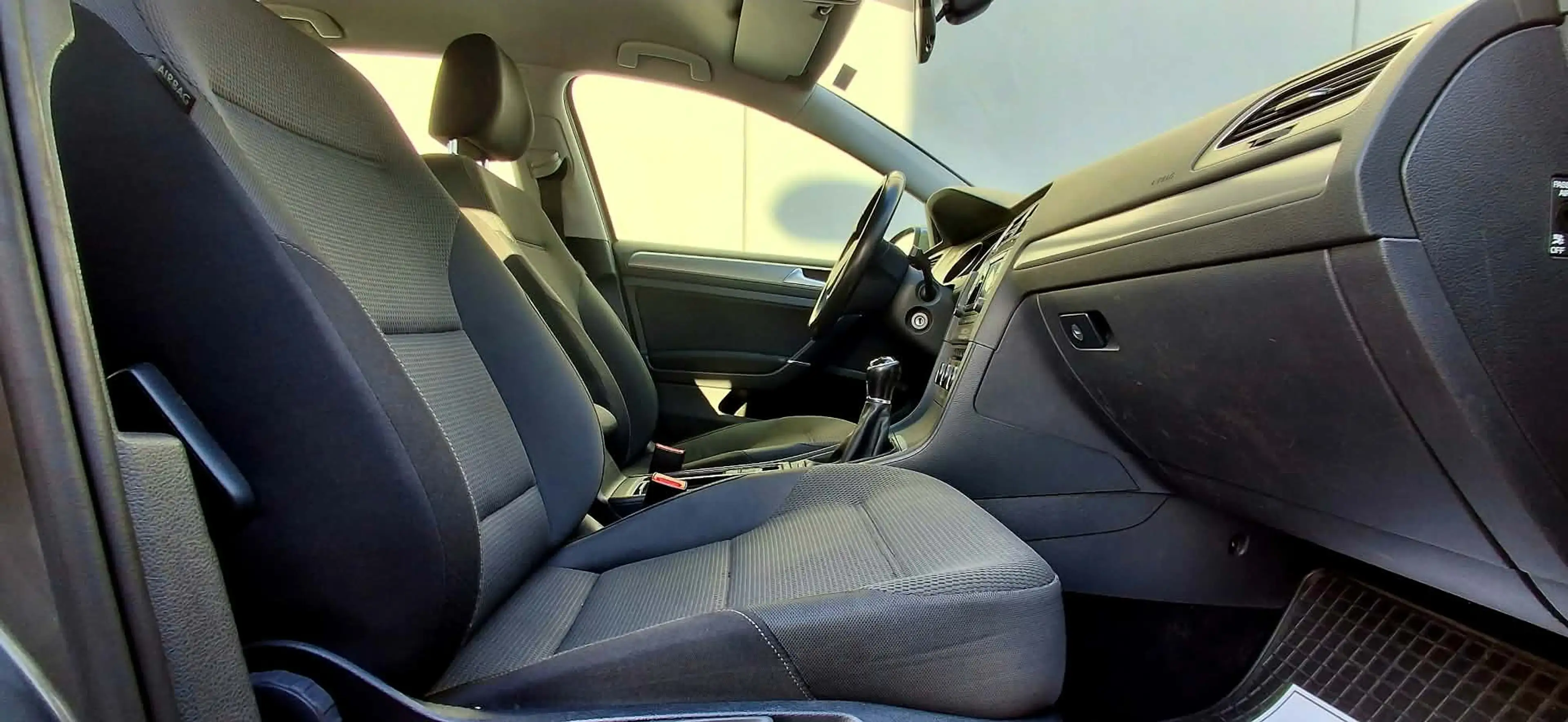 Volkswagen Golf Variant Variant Rabbit BMT 1,6 TDI 4Motion Pickerl 9/2027+4 — photo 14