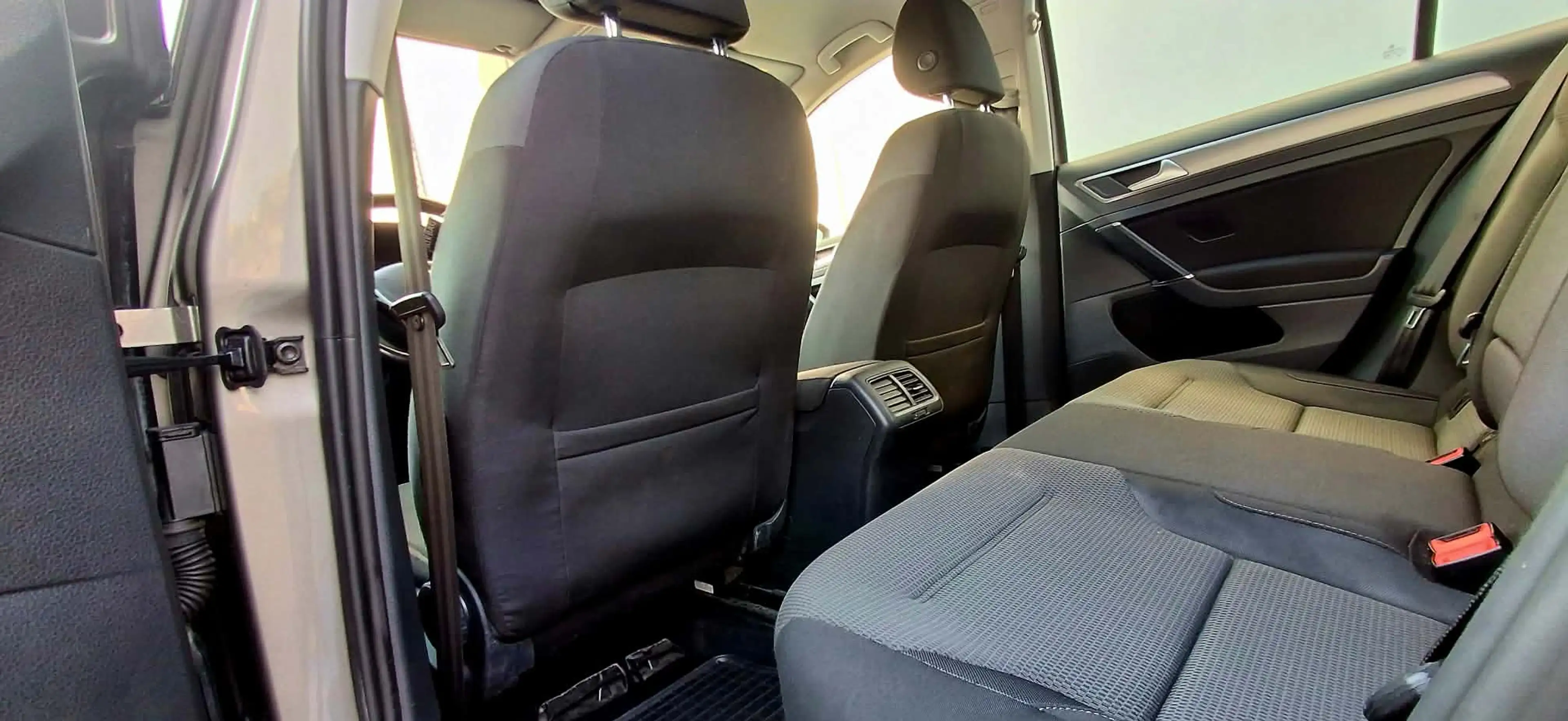 Volkswagen Golf Variant Variant Rabbit BMT 1,6 TDI 4Motion Pickerl 9/2027+4 — photo 9