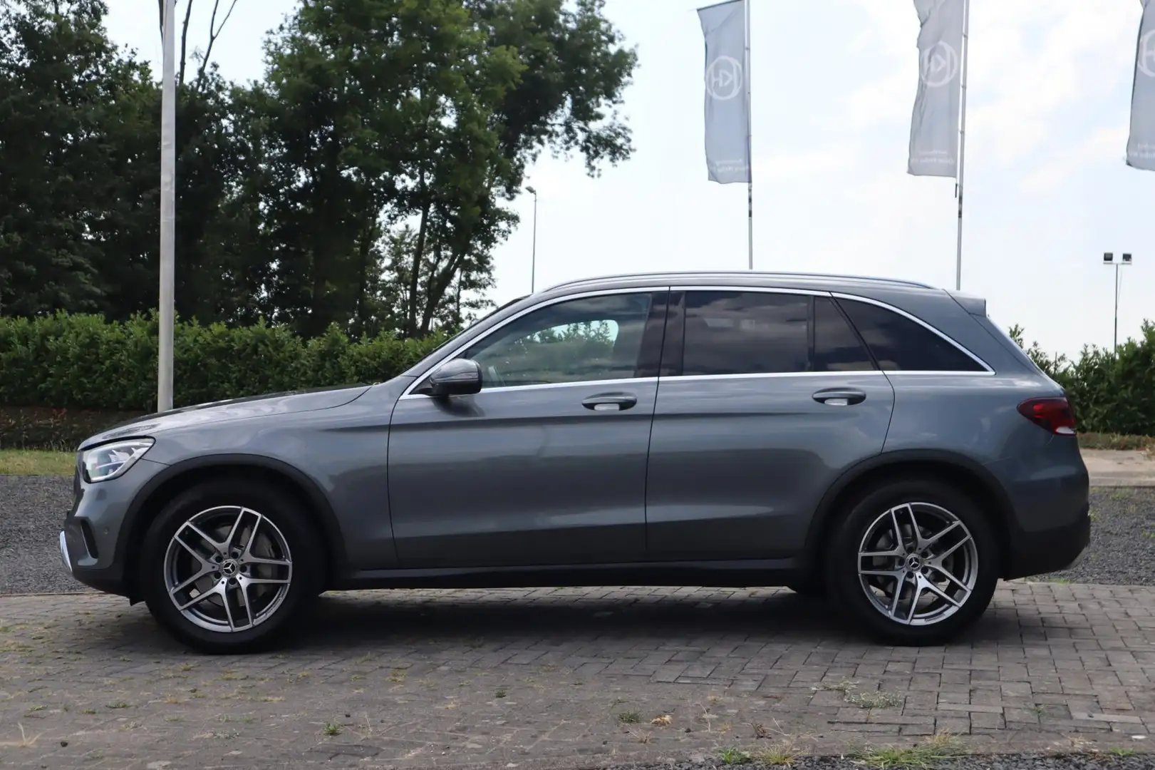 Mercedes-Benz GLC 200 Advantage Airco, Camera, Cruisecontrol, Stoelverwa Grijs - 2