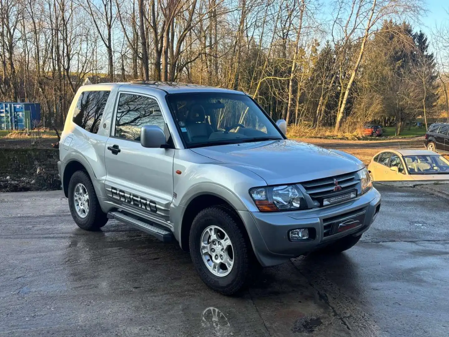 Mitsubishi Pajero Pajero 3.2DI-D 164CV BVA EXCEED Gris - 1