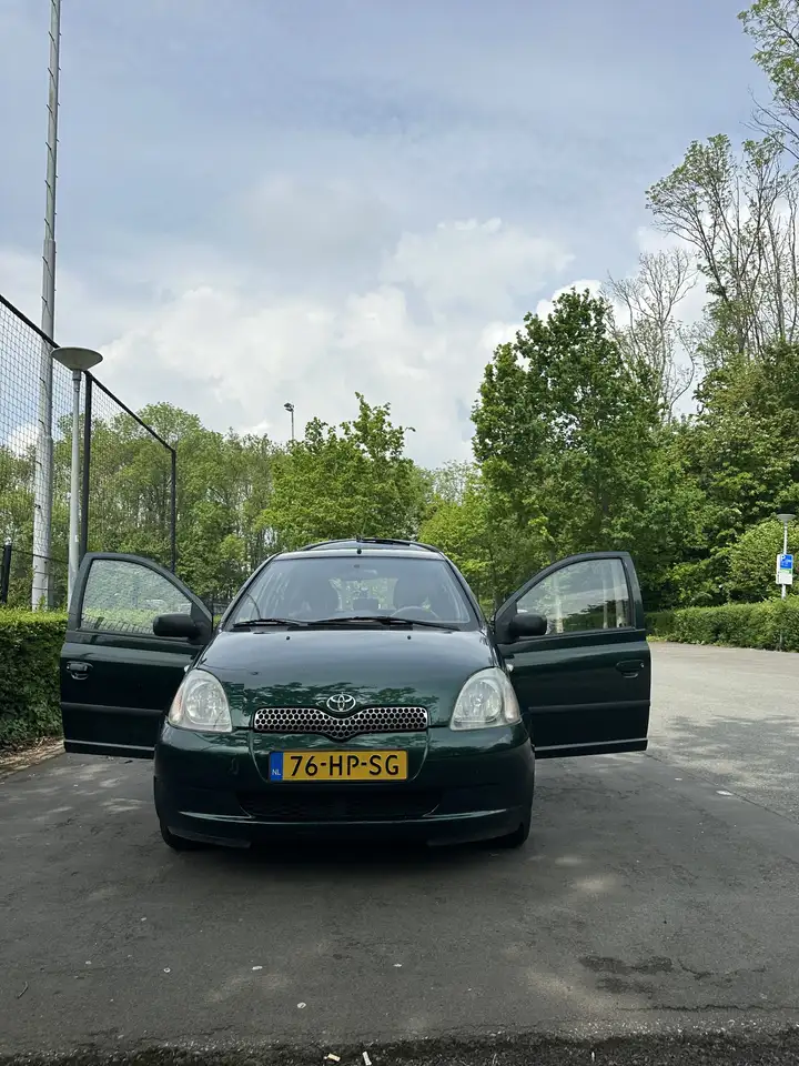 Toyota Yaris 1.3-16V VVT-i Sol, foto 2