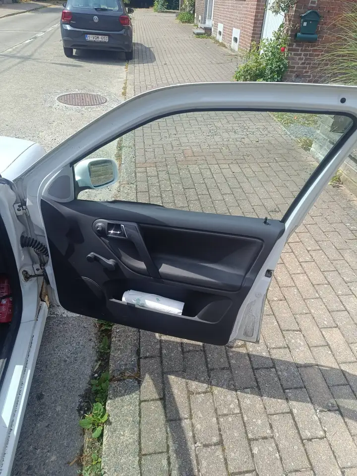 Volkswagen Polo 1.4i, foto 2