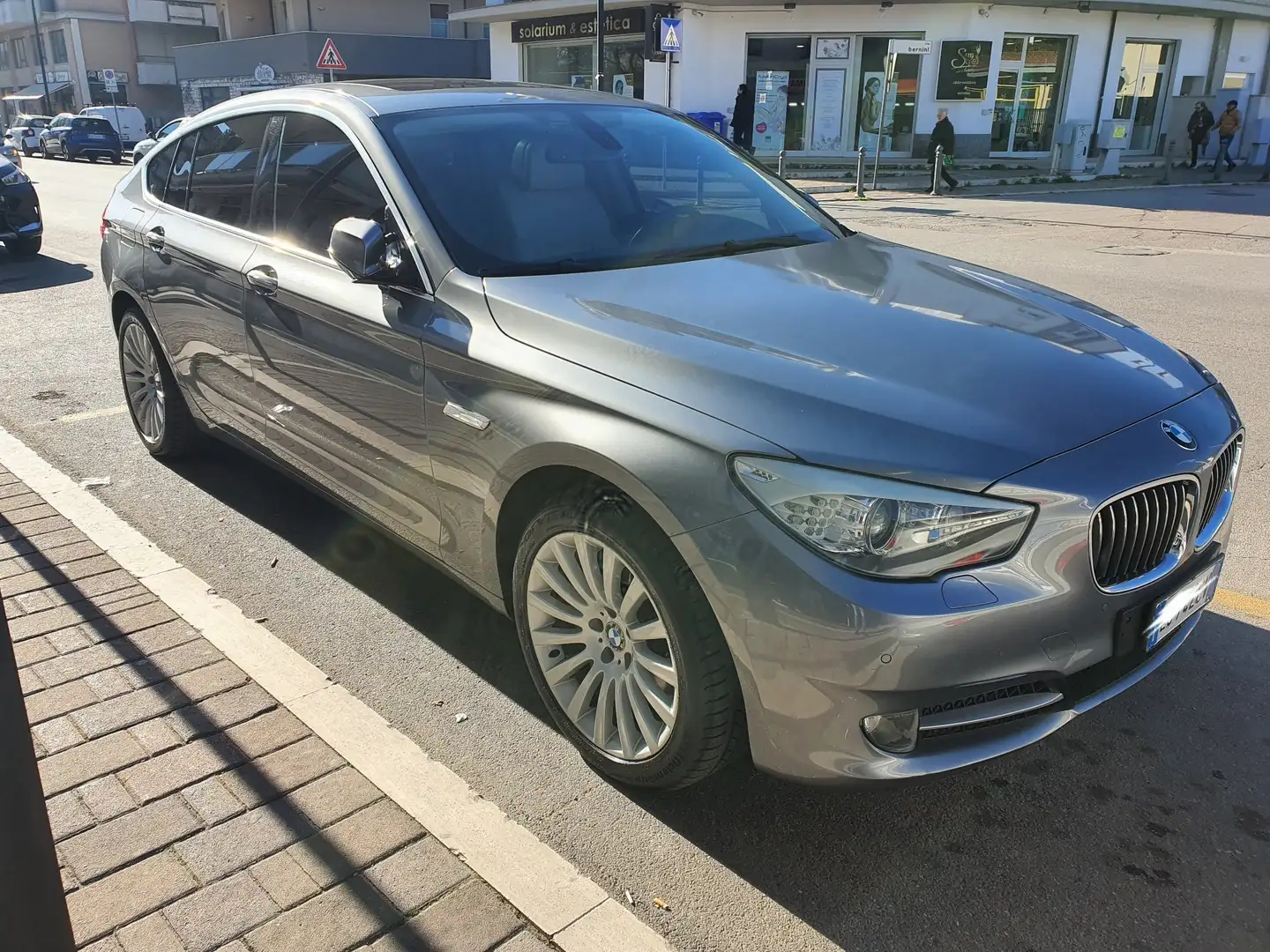 BMW 530 530d Gran Turismo GT TETTO PANORAMICO Gris - 1