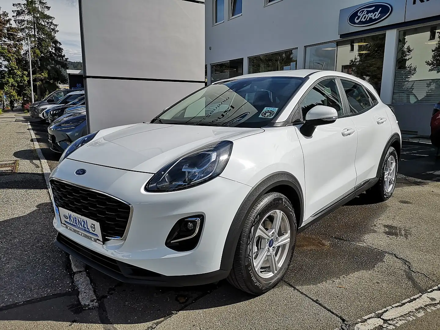 Ford Puma 1,0 EcoBoost Cool & Connect Weiß - 1