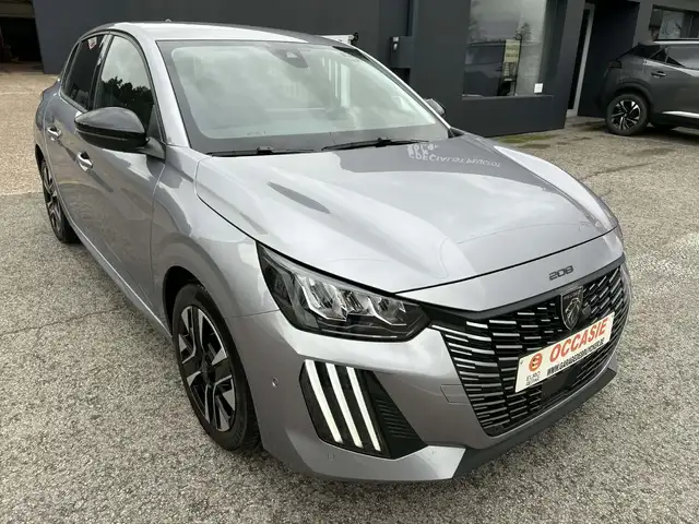 Peugeot 208 1.2 Benz. Allure * 360 Camera * dodehoekbewaking*