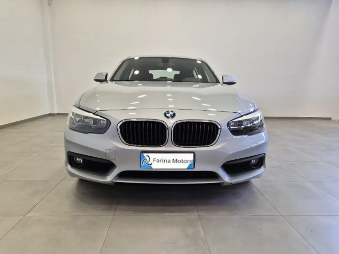 BMW 118 118d 5p. Urban - Cruise/Lim - Bluetooth - Sens. post. Argento - 2