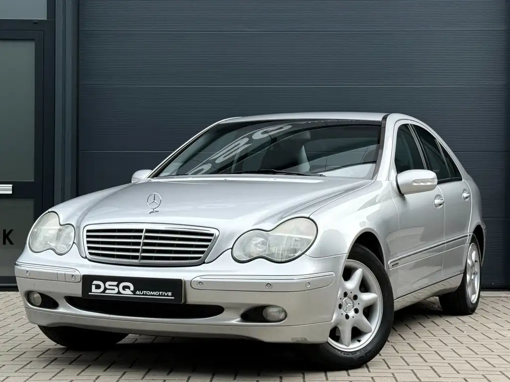 Mercedes-Benz C 240 2004 из Европы — купить под ключ