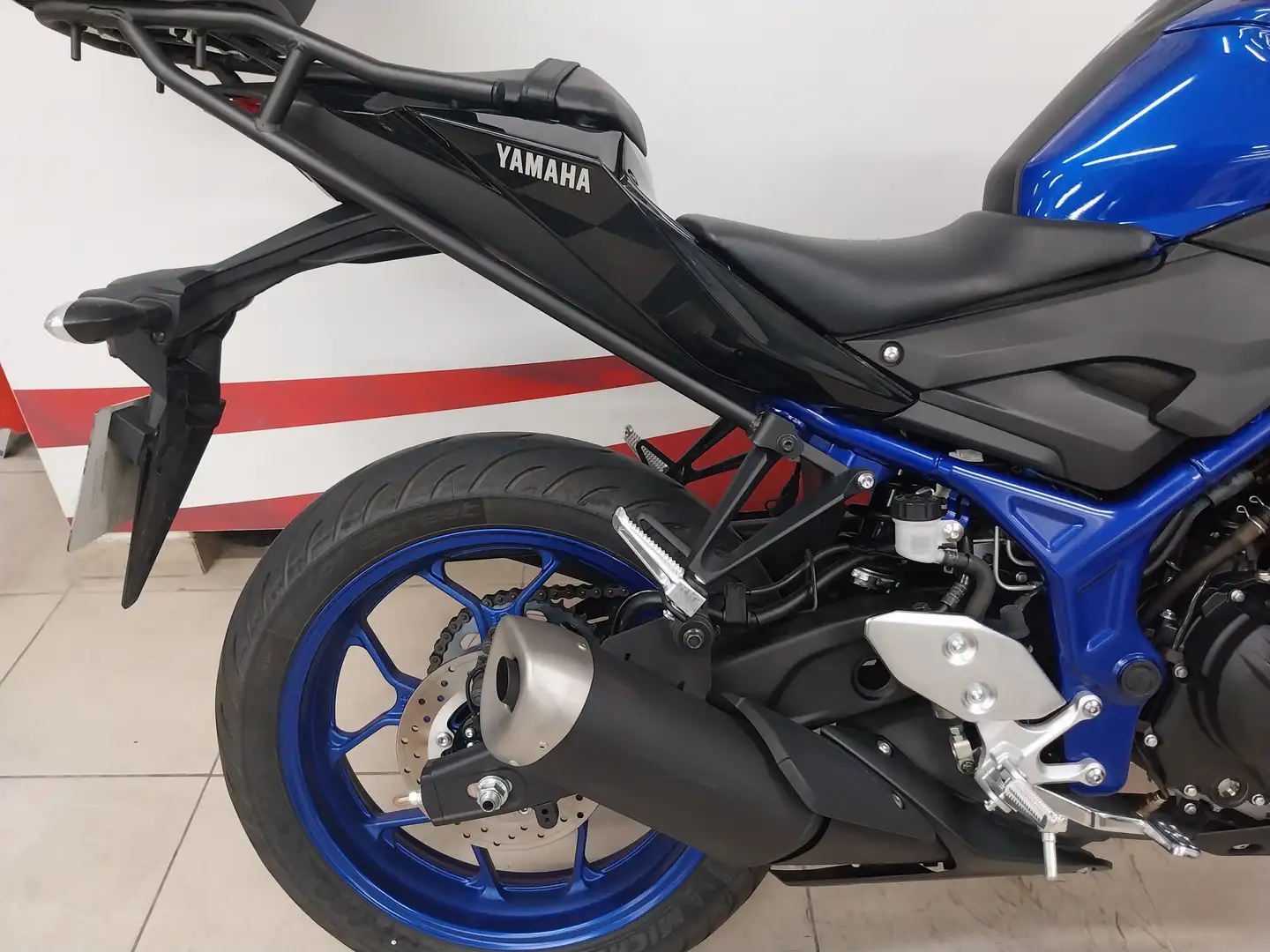 Yamaha MT-03 Bleu - 2