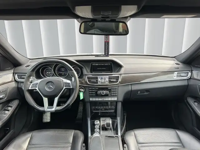Mercedes-Benz E Class view 14
