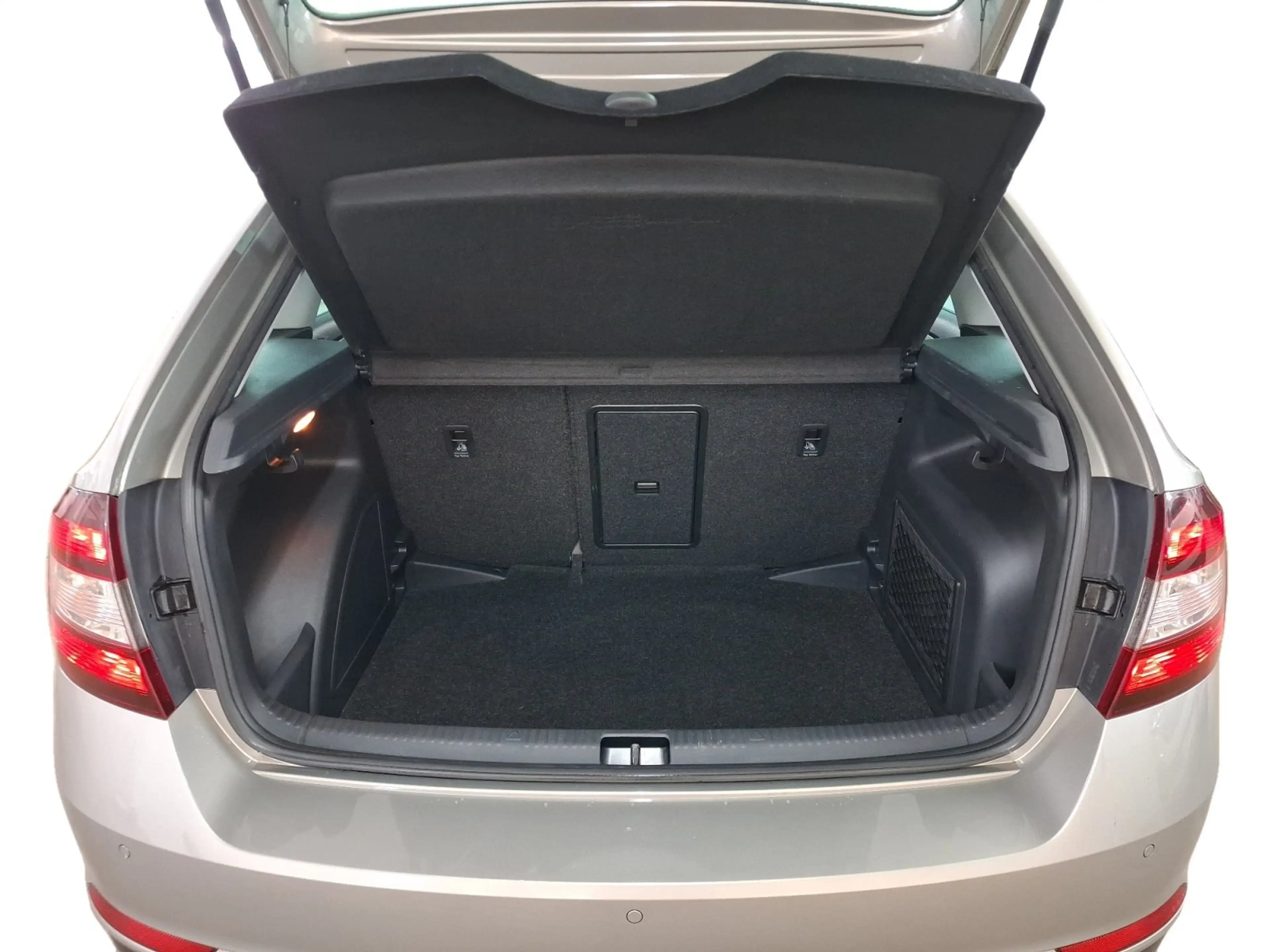Skoda Rapid/Spaceback Rapid Spaceback Clever 1.0 TSI CarPlay SHZ — photo 15