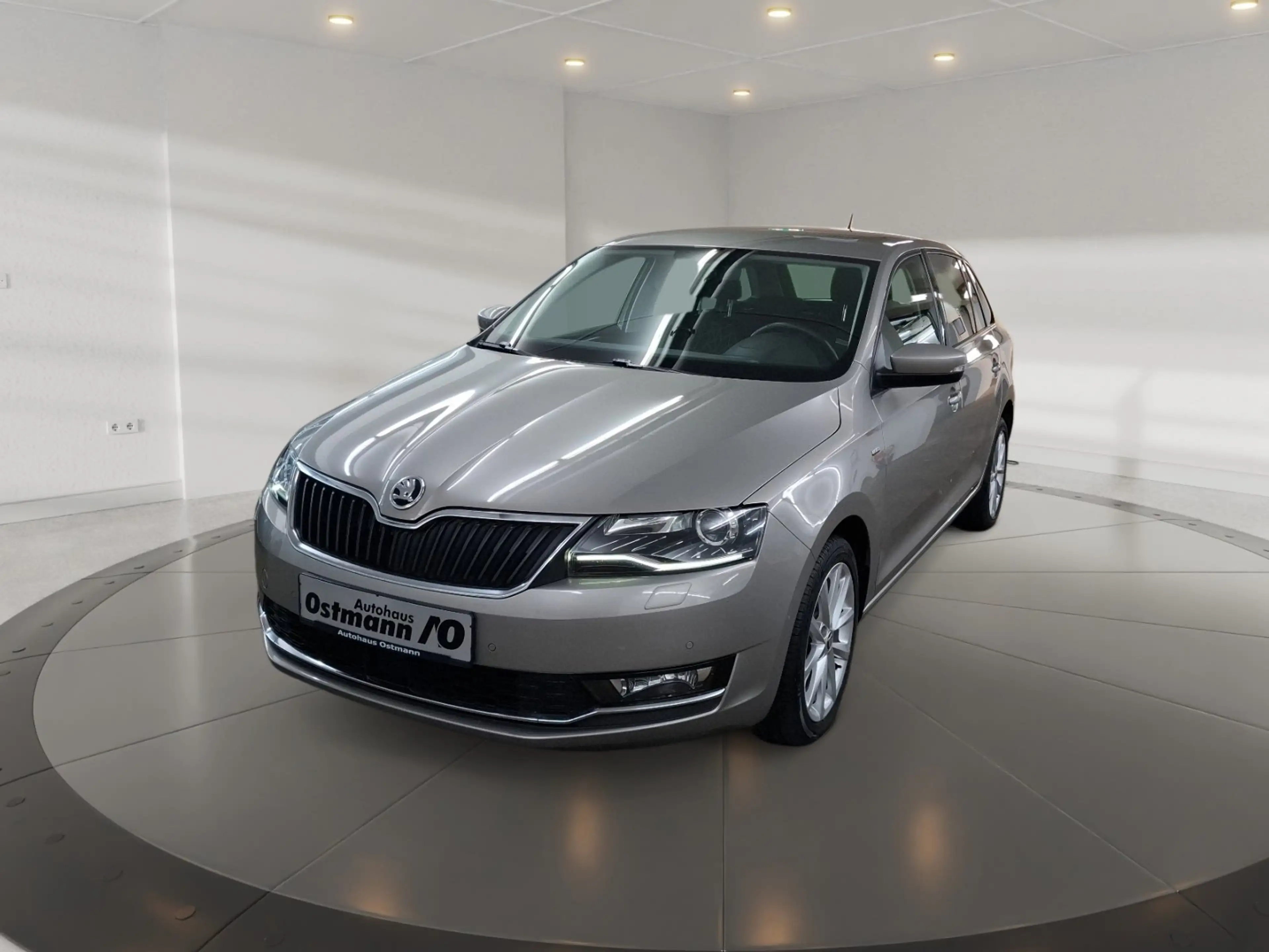 Skoda Rapid/Spaceback Rapid Spaceback Clever 1.0 TSI CarPlay SHZ