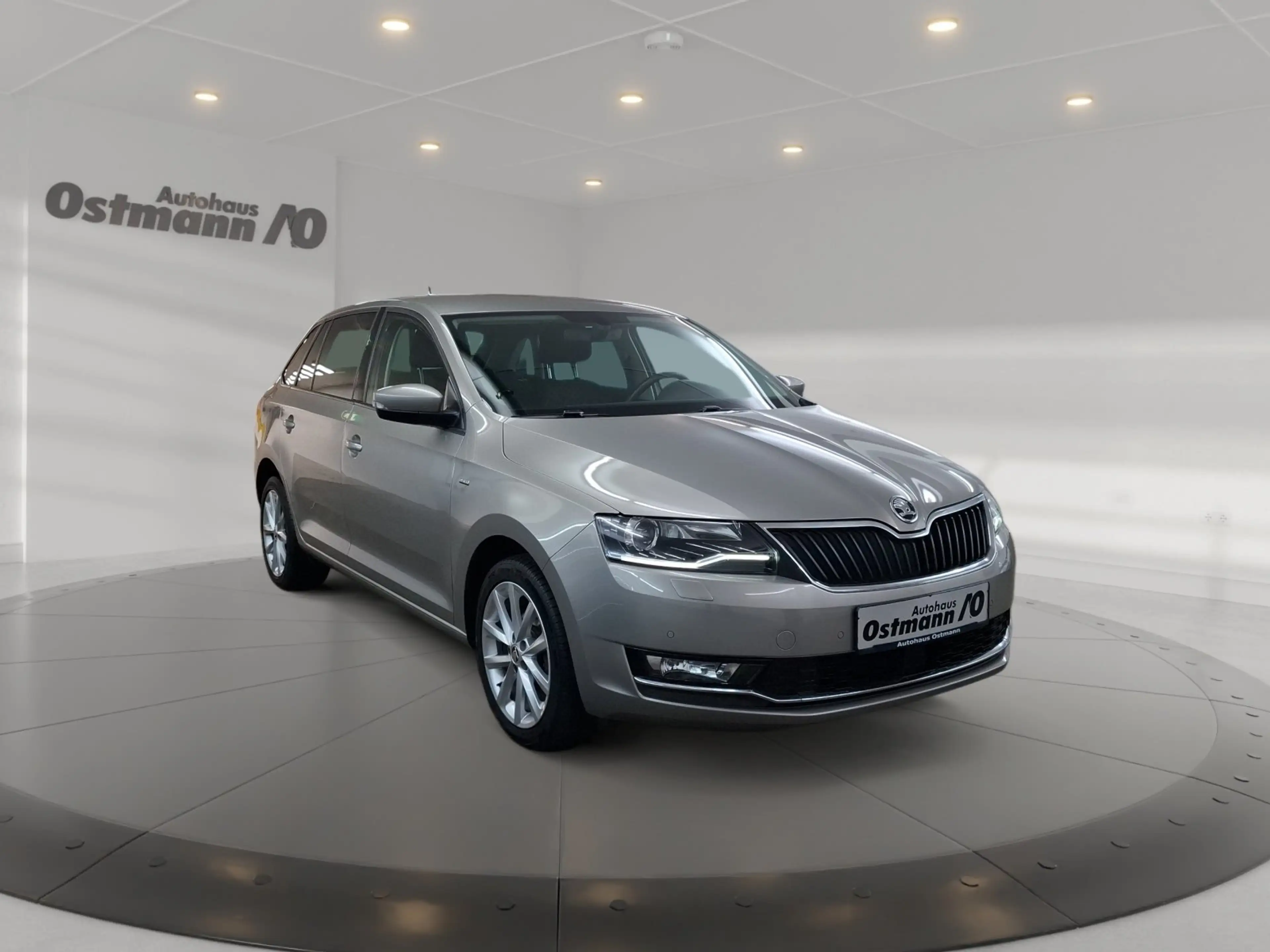 Skoda Rapid/Spaceback Rapid Spaceback Clever 1.0 TSI CarPlay SHZ — photo 5