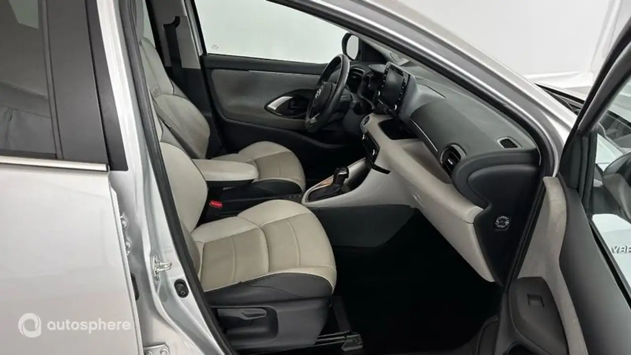 Toyota Yaris Yaris — photo 15
