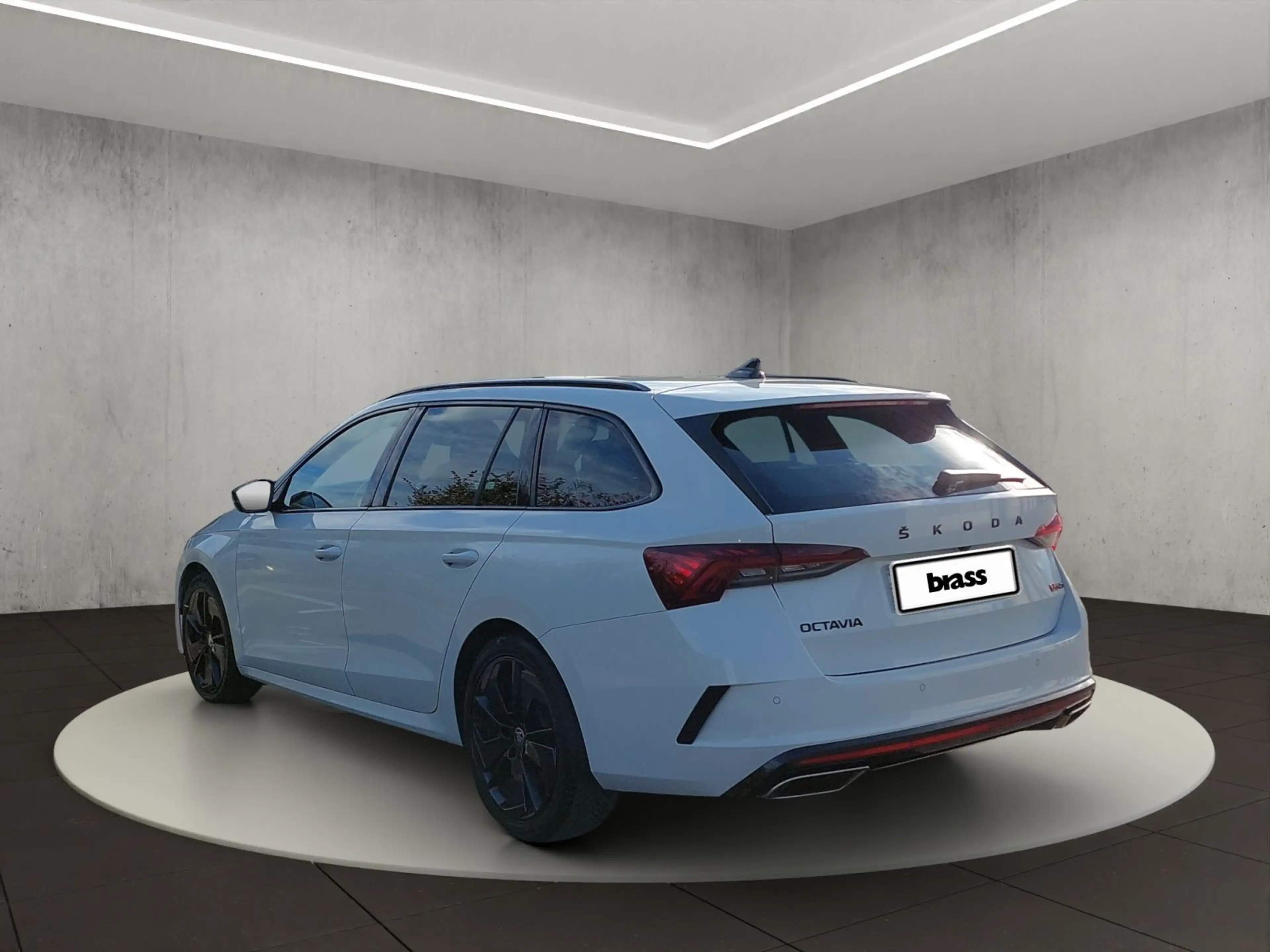 Skoda Octavia Combi RS — photo 3