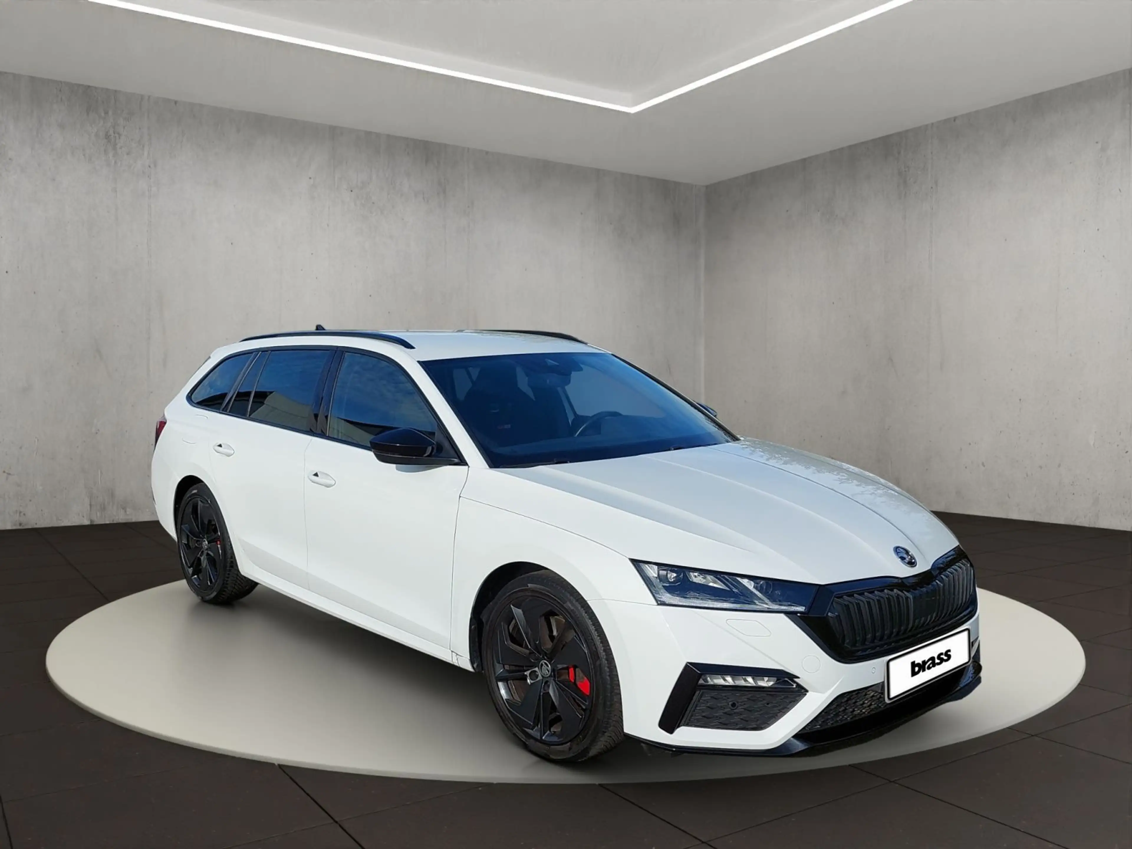 Skoda Octavia Combi RS — photo 7