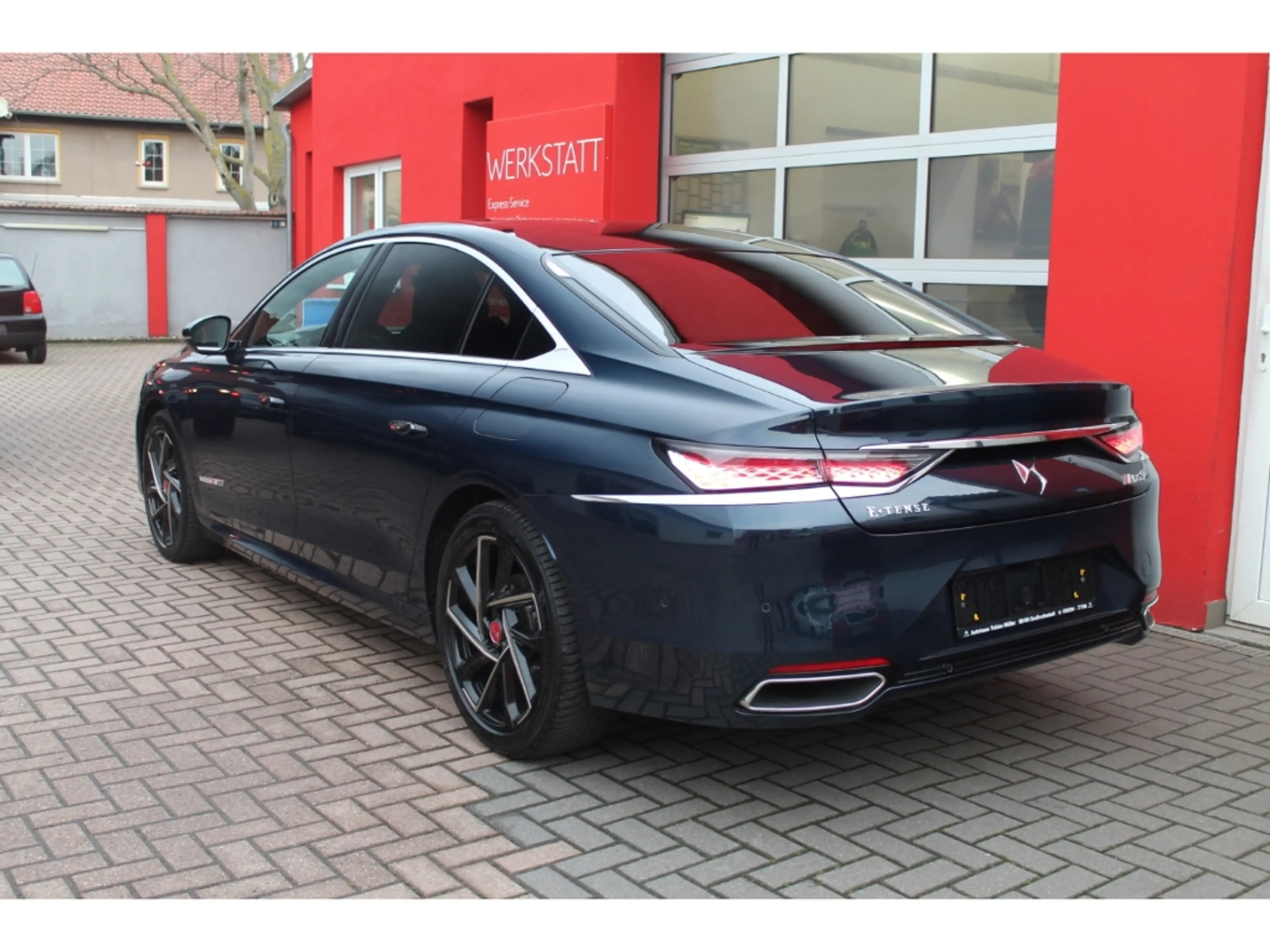 DS Automobiles DS 9 Performance Line+ 225 Hybrid Voll Dach 360 — photo 3