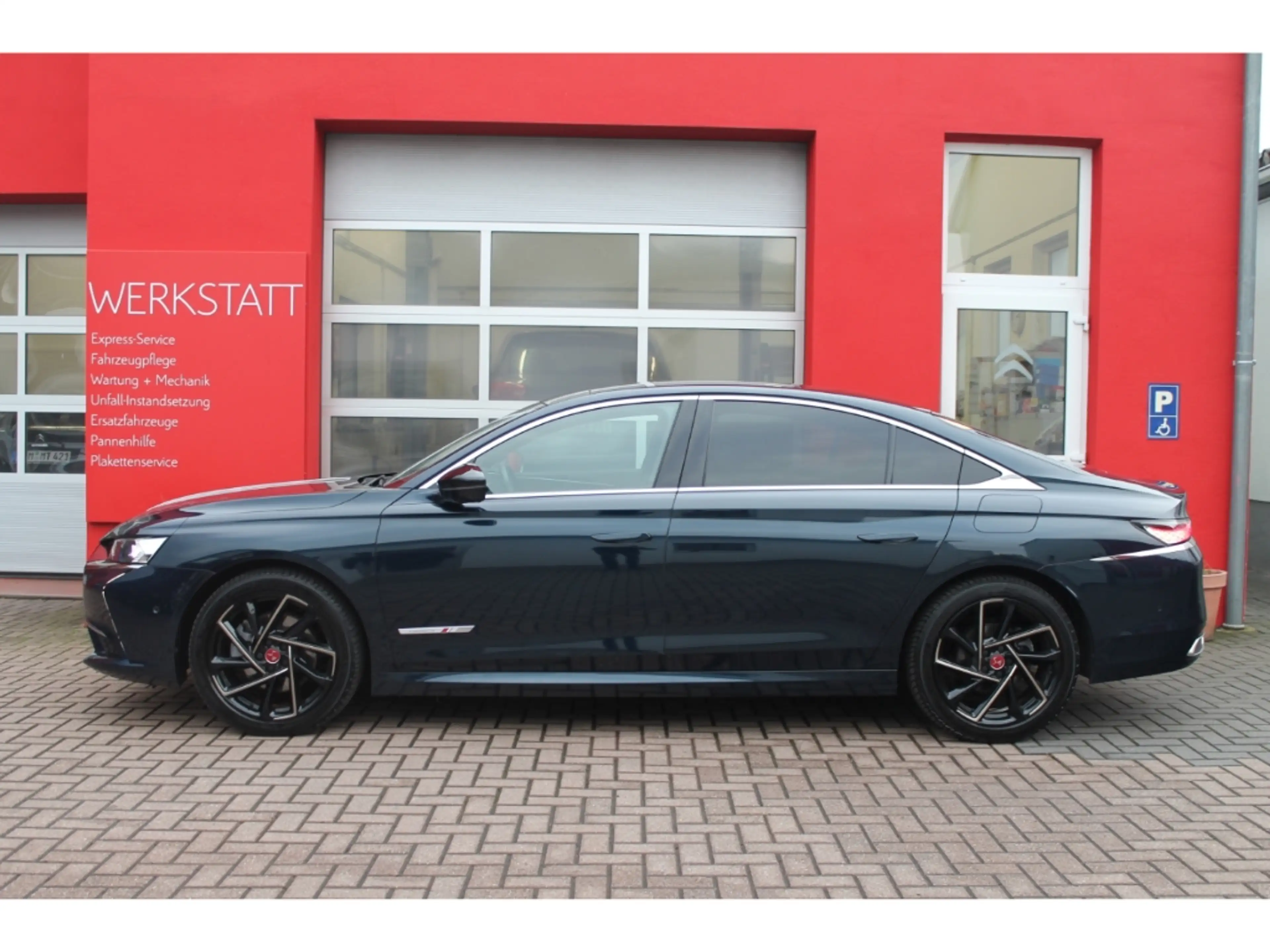 DS Automobiles DS 9 Performance Line+ 225 Hybrid Voll Dach 360 — photo 2