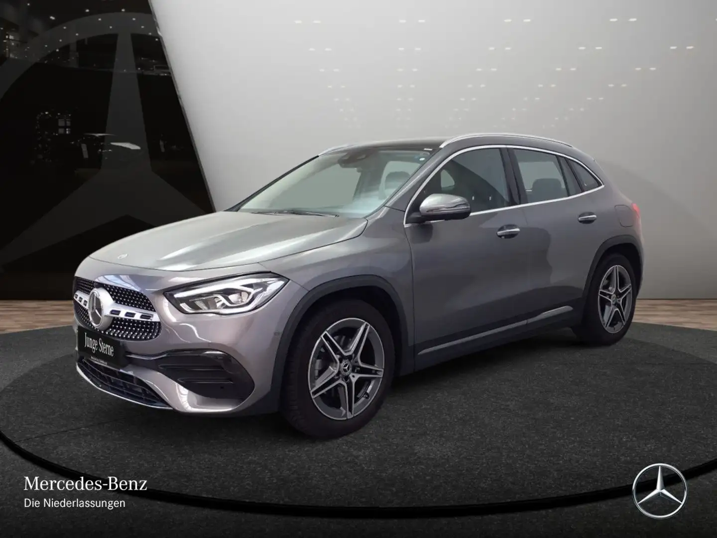 Mercedes-Benz GLA 200 AMG+PANO+360°+LED+KEYLESS+7G Grau - 2