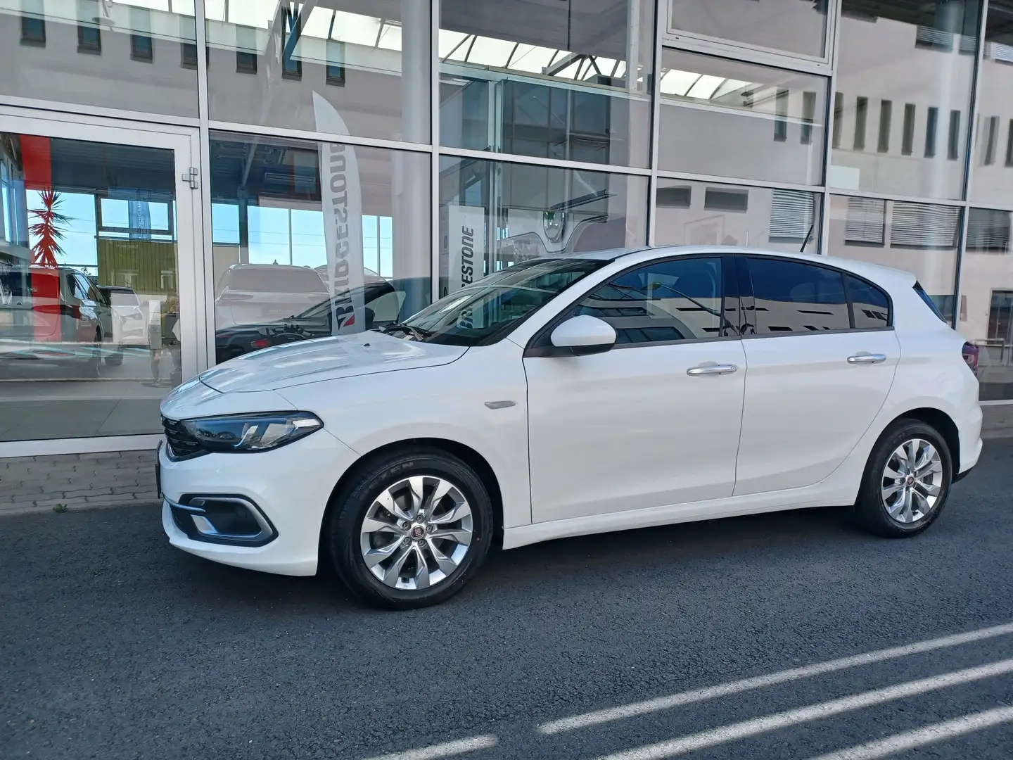 Fiat Tipo MultiJet 130 SCR Life Blanc - 1