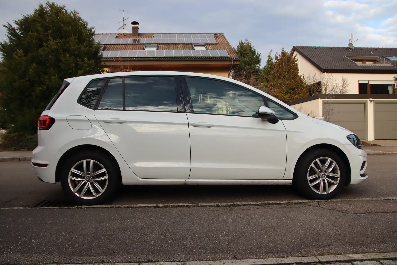 Volkswagen Golf Sportsvan Golf Sportsvan 1.0 TSI OPF Comfortline Weiß - 2