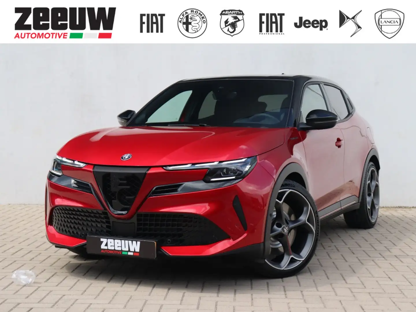 Alfa Romeo Junior Veloce 54 kWh 280 PK | Techno Pack | 20" Rouge - 1
