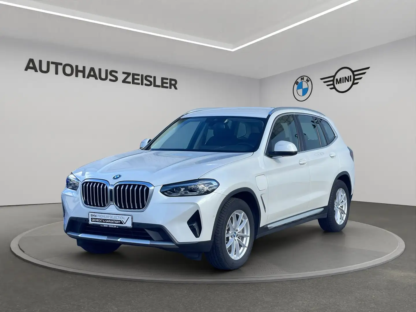BMW X3 xDrive30e Hifi-Lautsprecher DAB el.Sitze Parkassis Weiß - 1