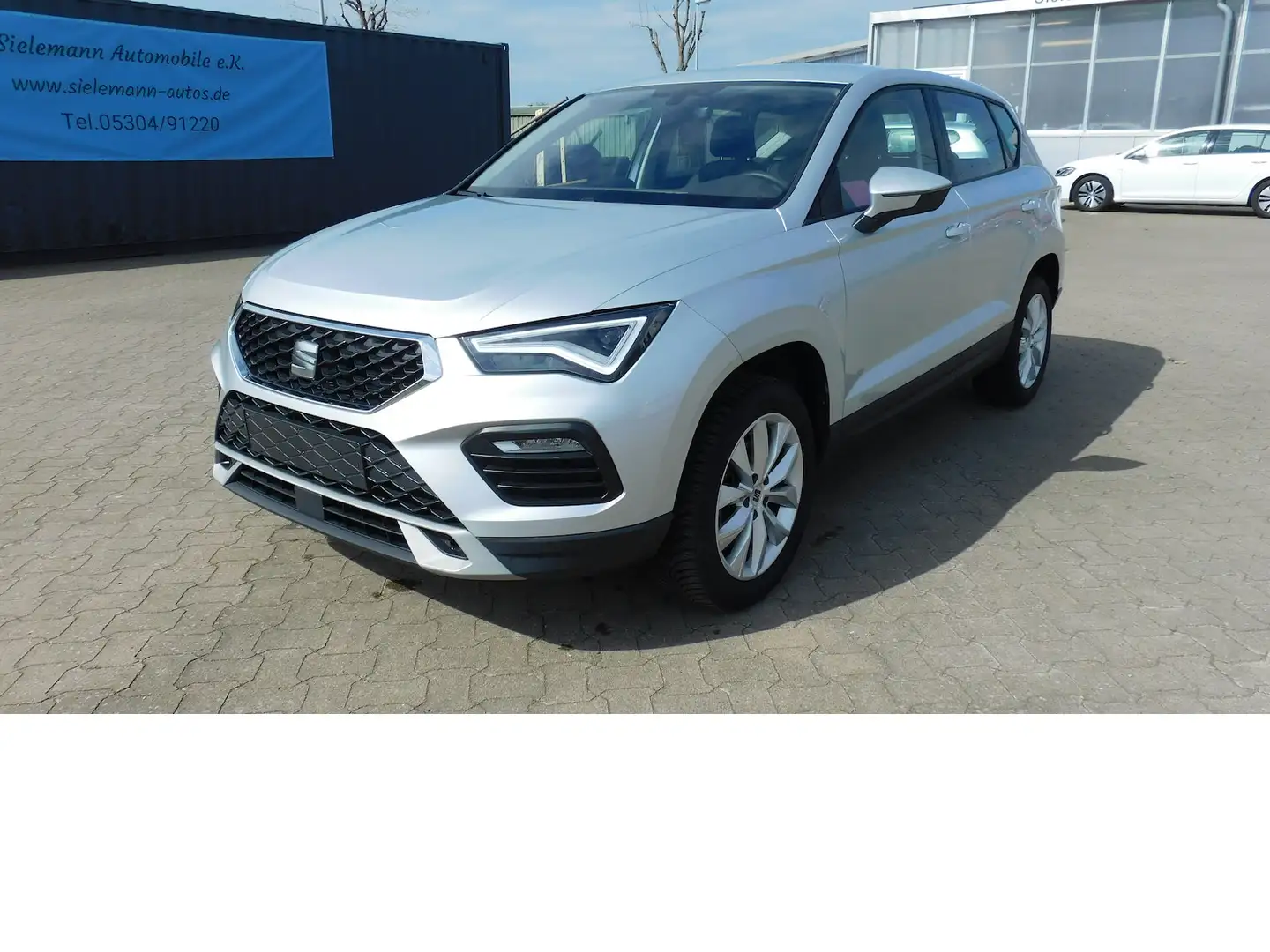 SEAT Ateca 1.5 Style TSI BMT Navi Klima Alu Silber - 1
