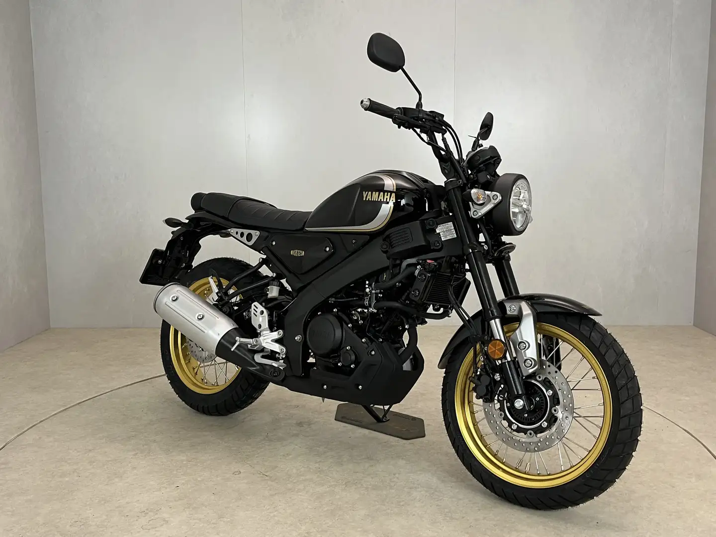 Yamaha XSR 125 Legacy Black - 2