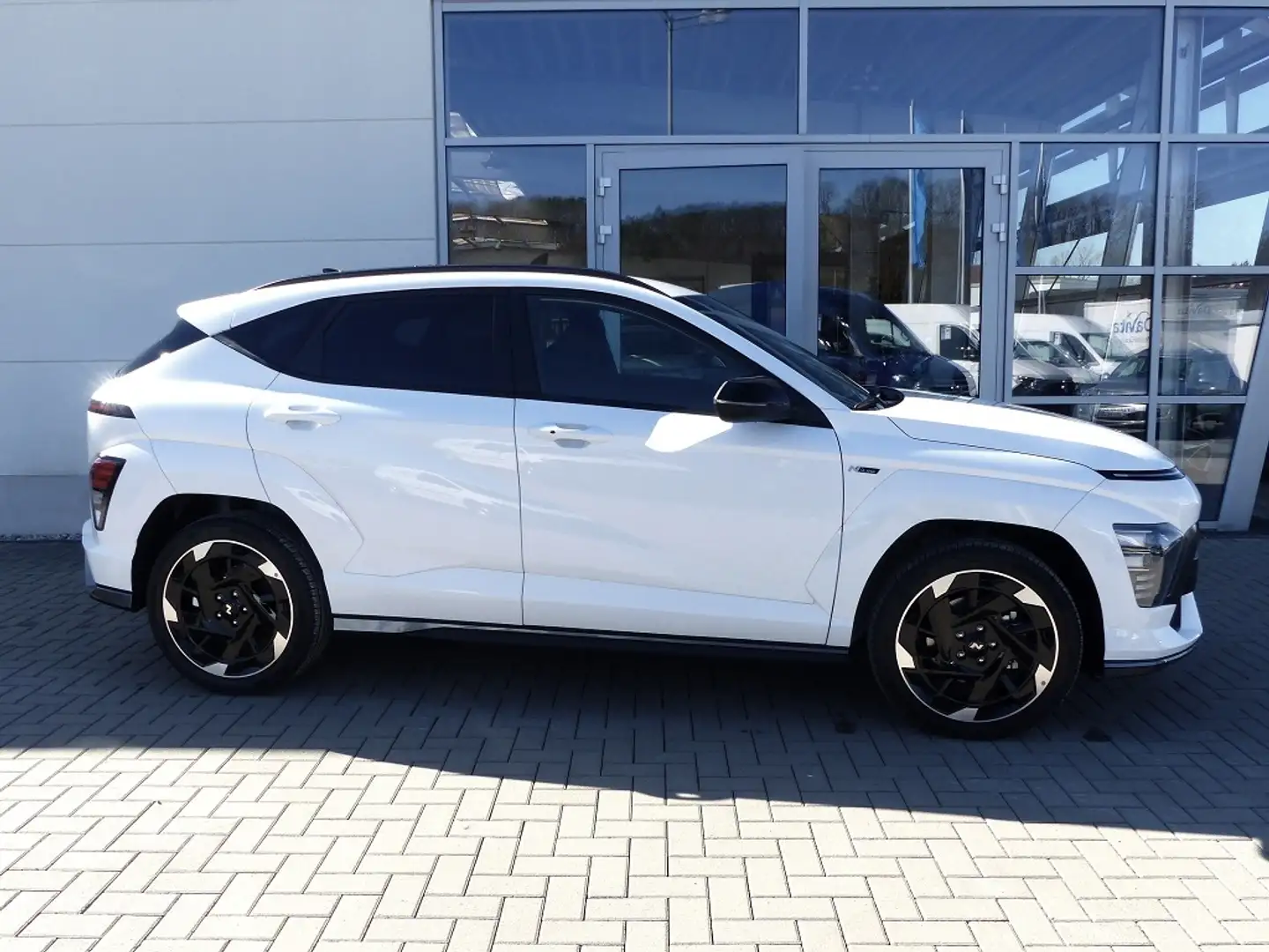 Hyundai KONA SX2 (MY25) EV 2WD N Line Blanco - 2