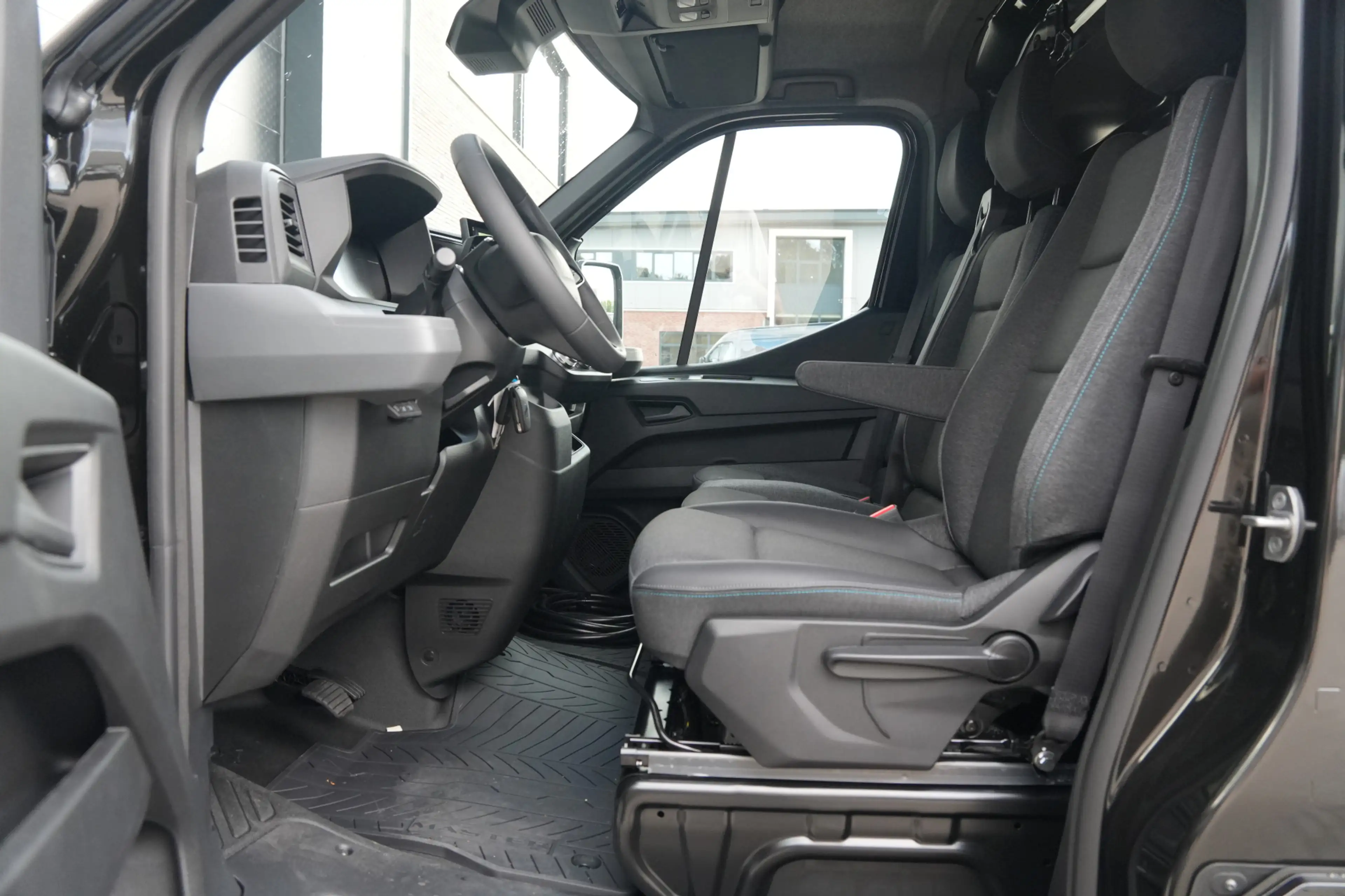 Renault Master E-Tech T35 L3H2 Advance Long Range 87 kWh 143pk - — photo 14