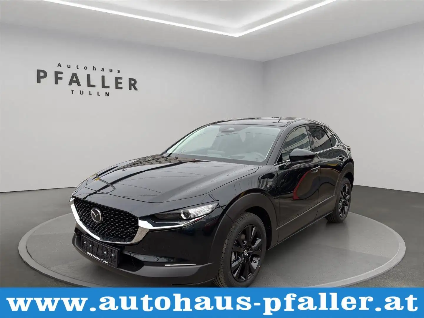 Mazda CX-30 e-Skyactive G140 Homura AT Schwarz - 1