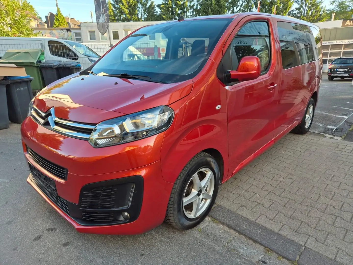 Citroen Spacetourer 2.0 Business M 8 Sitze Klima AHK Standhzg. Rot - 1
