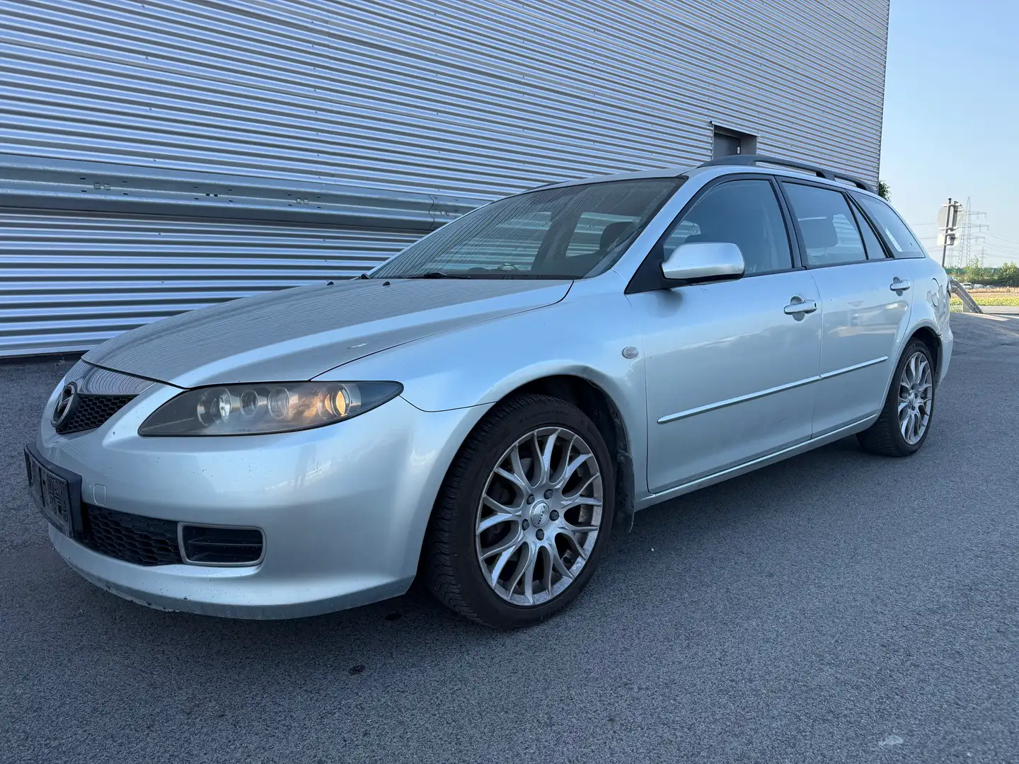 Mazda 6 Sport Combi 2,0i TE ID:77 Grau - 2