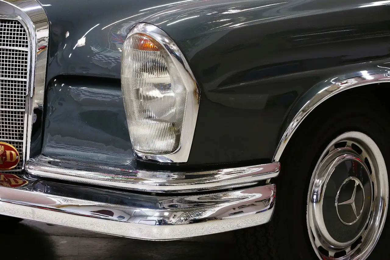 Mercedes-Benz 220 SEb Coupé, foto 10