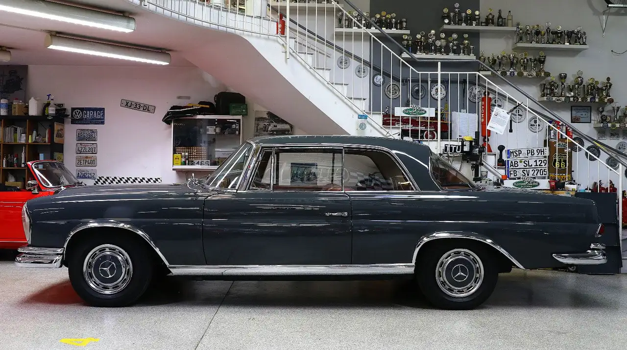 Mercedes-Benz 220 SEb Coupé, foto 8