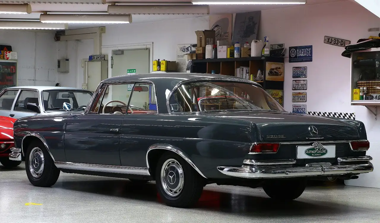 Mercedes-Benz 220 SEb Coupé, foto 7