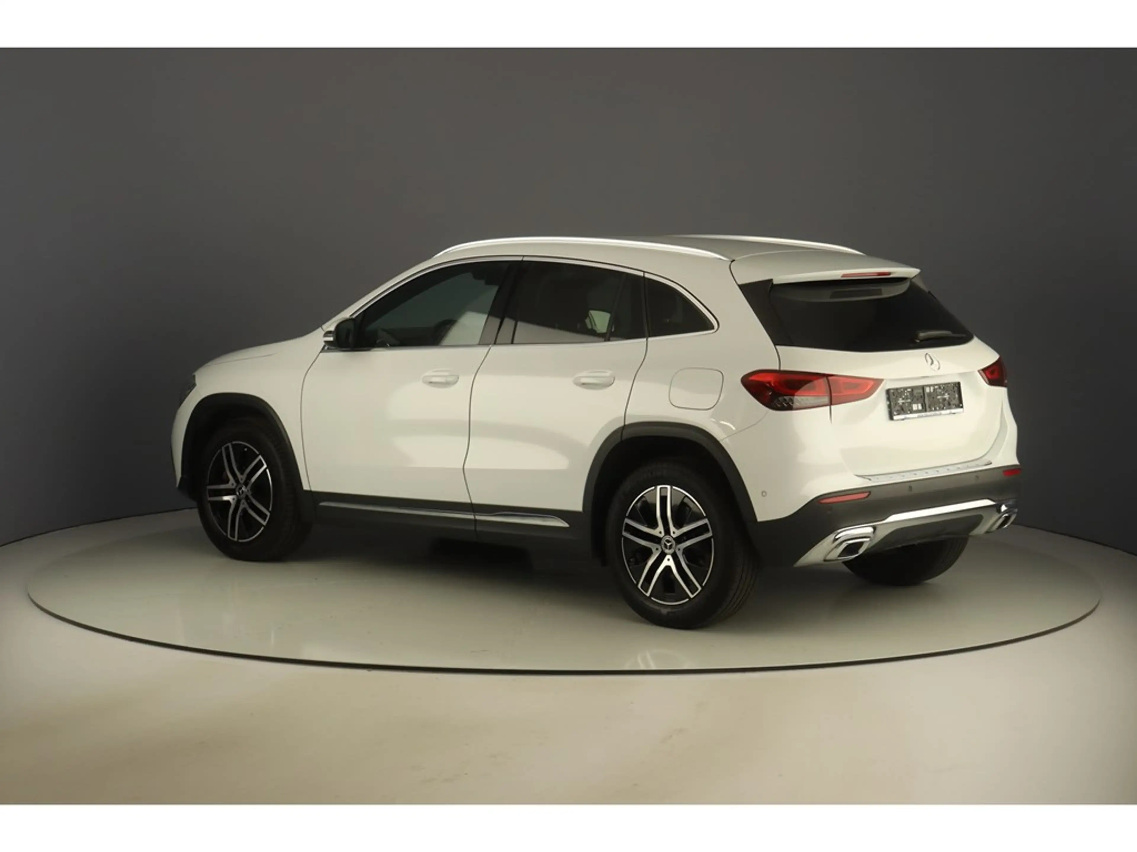 Mercedes-Benz GLA 250 e 218pk Luxury Pack Business — photo 3
