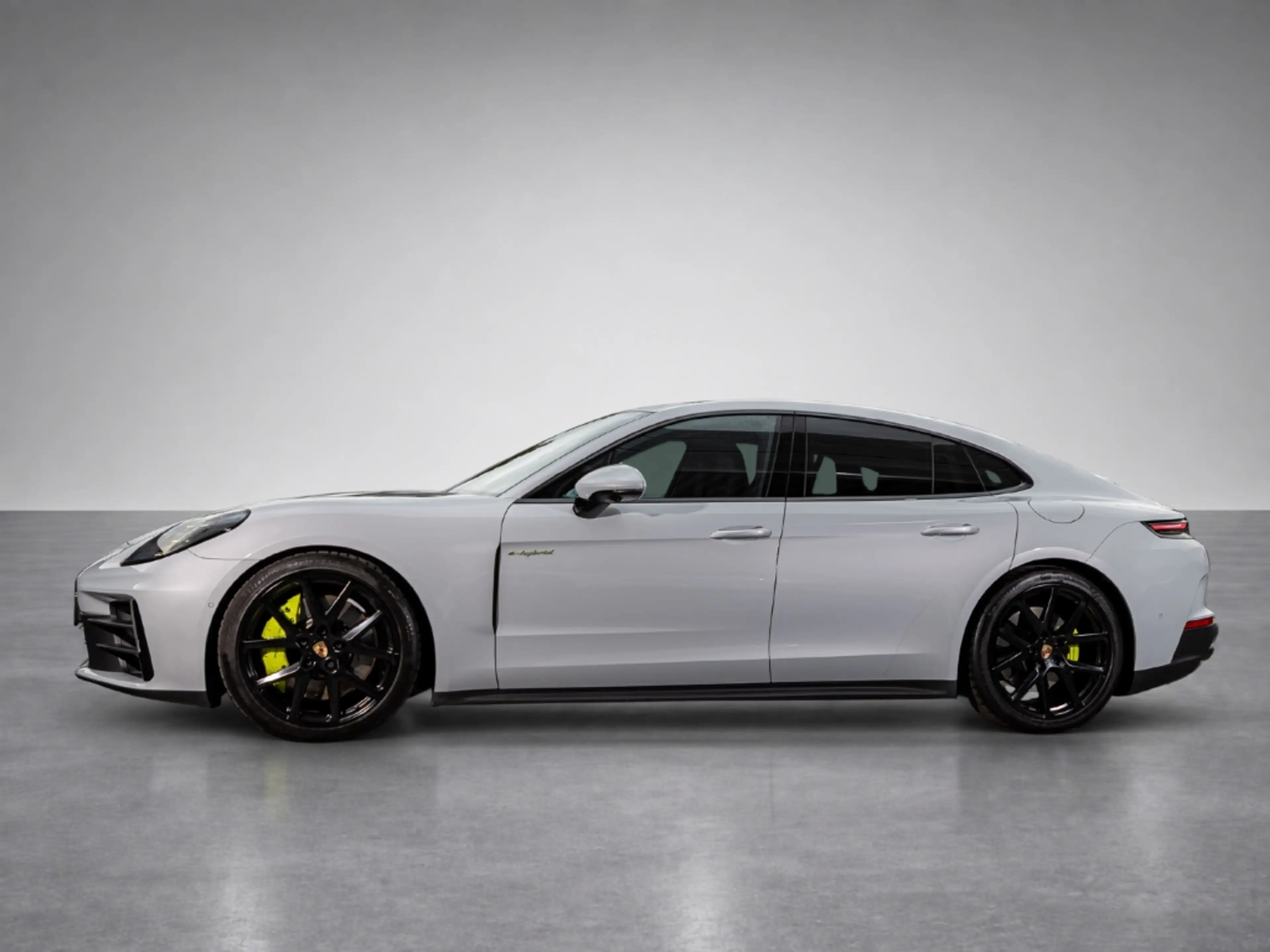 Porsche Panamera 4 E-Hybrid — photo 2
