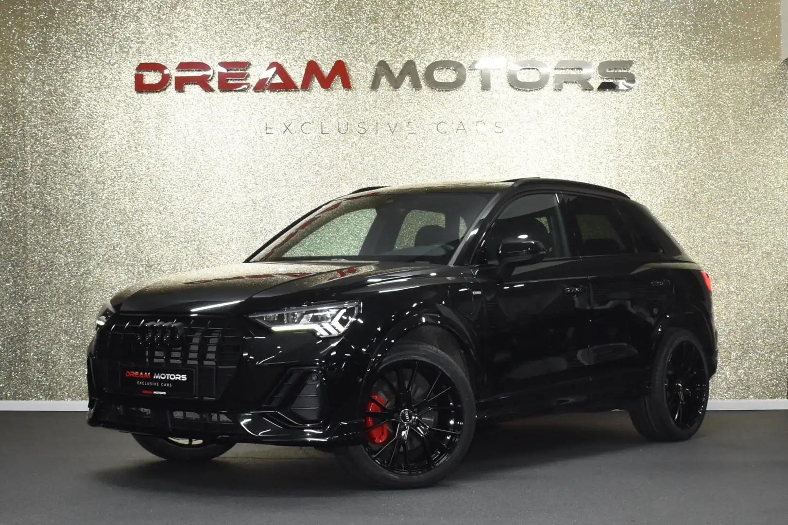Audi Q3 45 TFSI e 245pk S-Line | TREKHAAK | SONOS | PANODA Zwart - 1