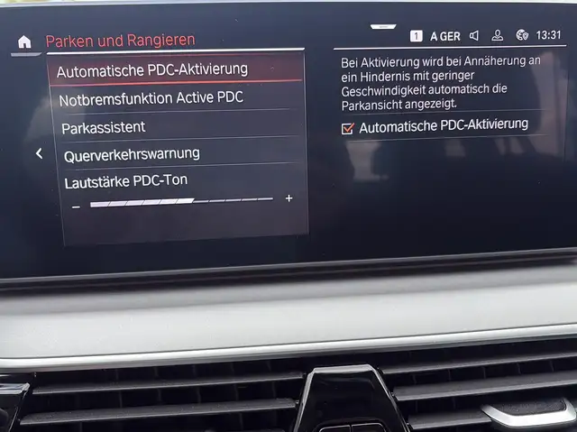 BMW 5 Series view 23