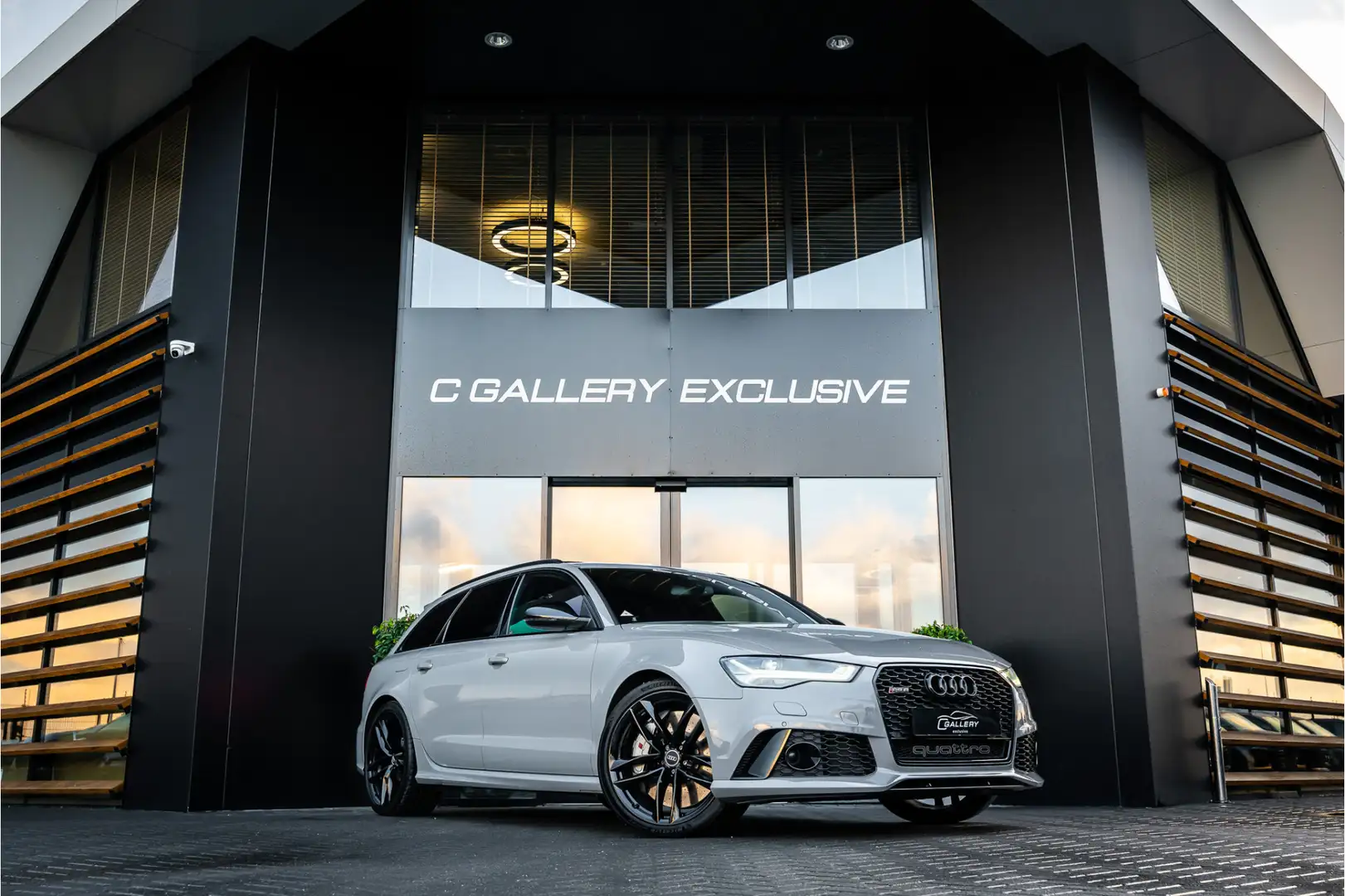 Audi RS6 Avant C7.5 4.0 TFSI quattro performance Pro Line P Grijs - 1