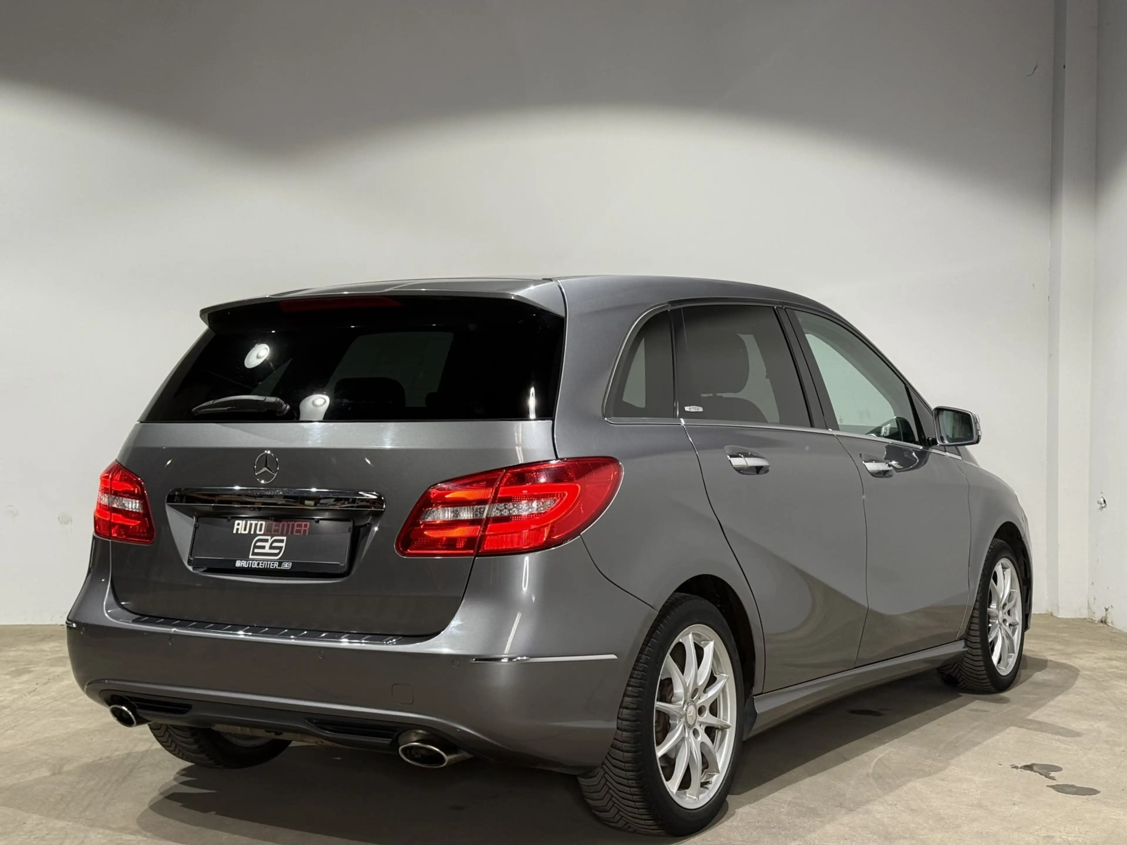Mercedes-Benz B 200 CDI 7G Navi RFK H&K TEMP — photo 7