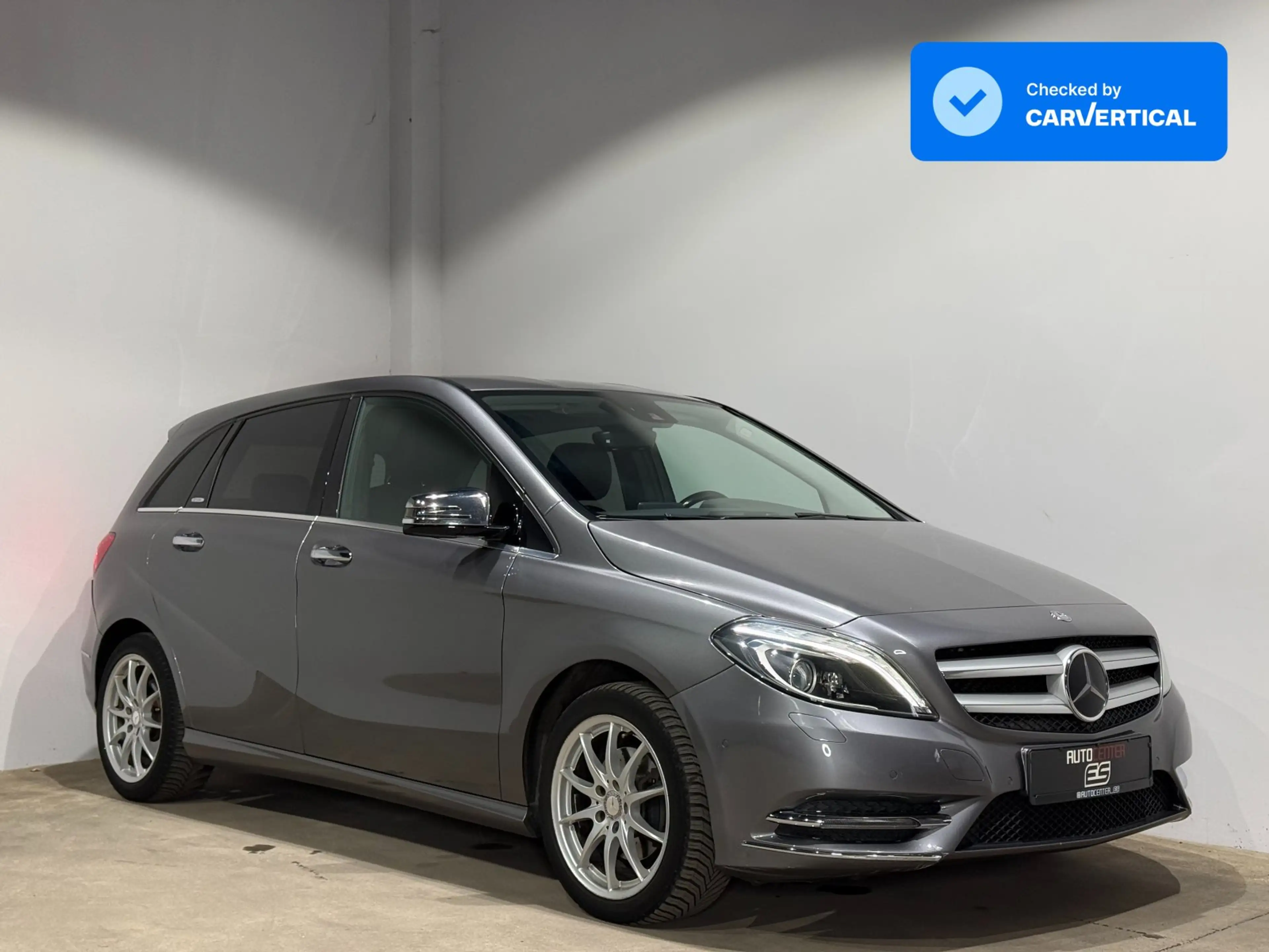 Mercedes-Benz B 200 CDI 7G Navi RFK H&K TEMP
